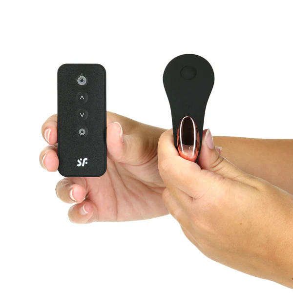 Image de Satisfyer Little Secret – Vibromasseur à culottes